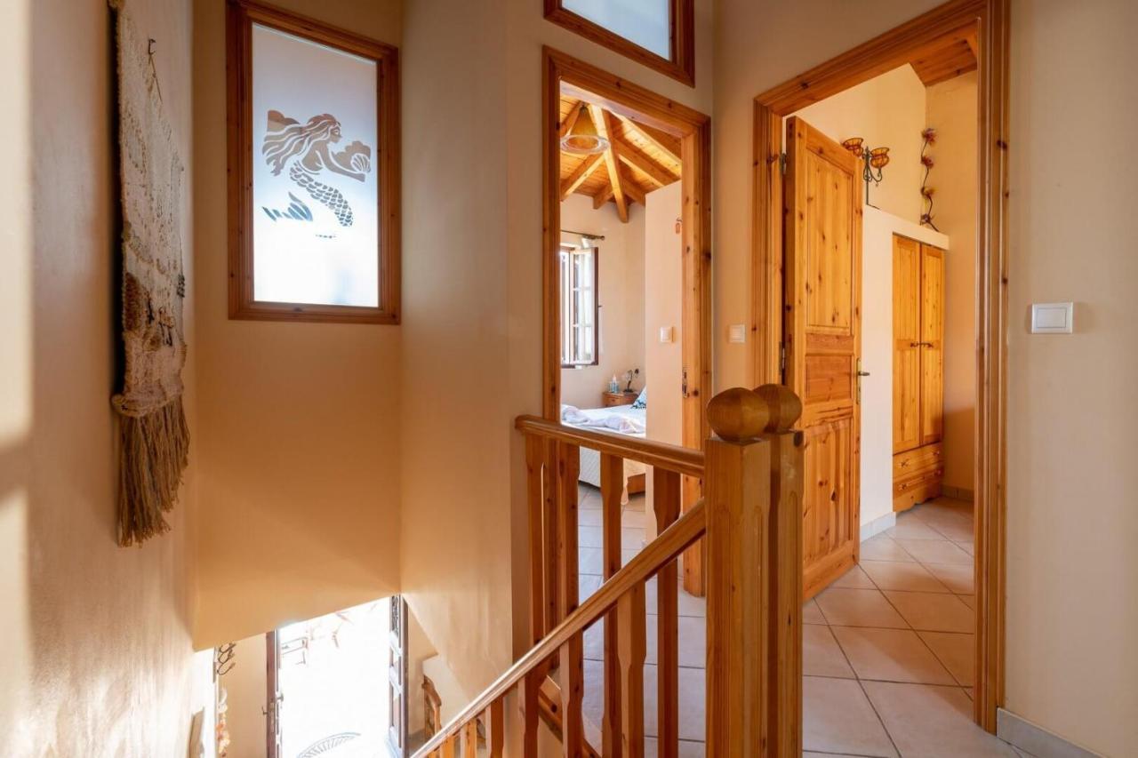 Villa Leleka Chalki Town Eksteriør bilde
